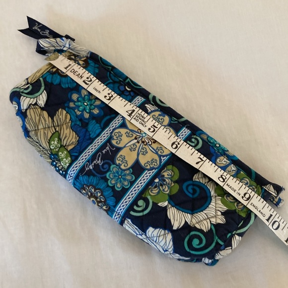Vera Bradley mod floral blue trapeze cosmetic bag - Picture 11 of 15
